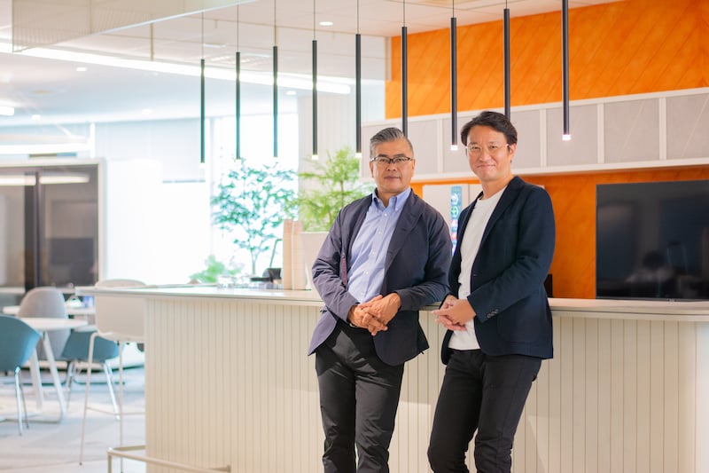 高広 伯彦 氏と GAXマーケティング株式会社 佐藤岳