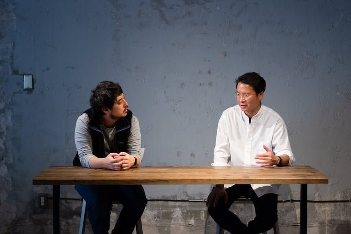 対談記事 -BtoBマーケとオウンドのプロが同一案件に参画したら「組織作り」の話ばかりになった
